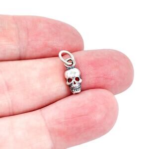 Vintage Sterling Silver 925 Oxidized Dainty Skull Pendant